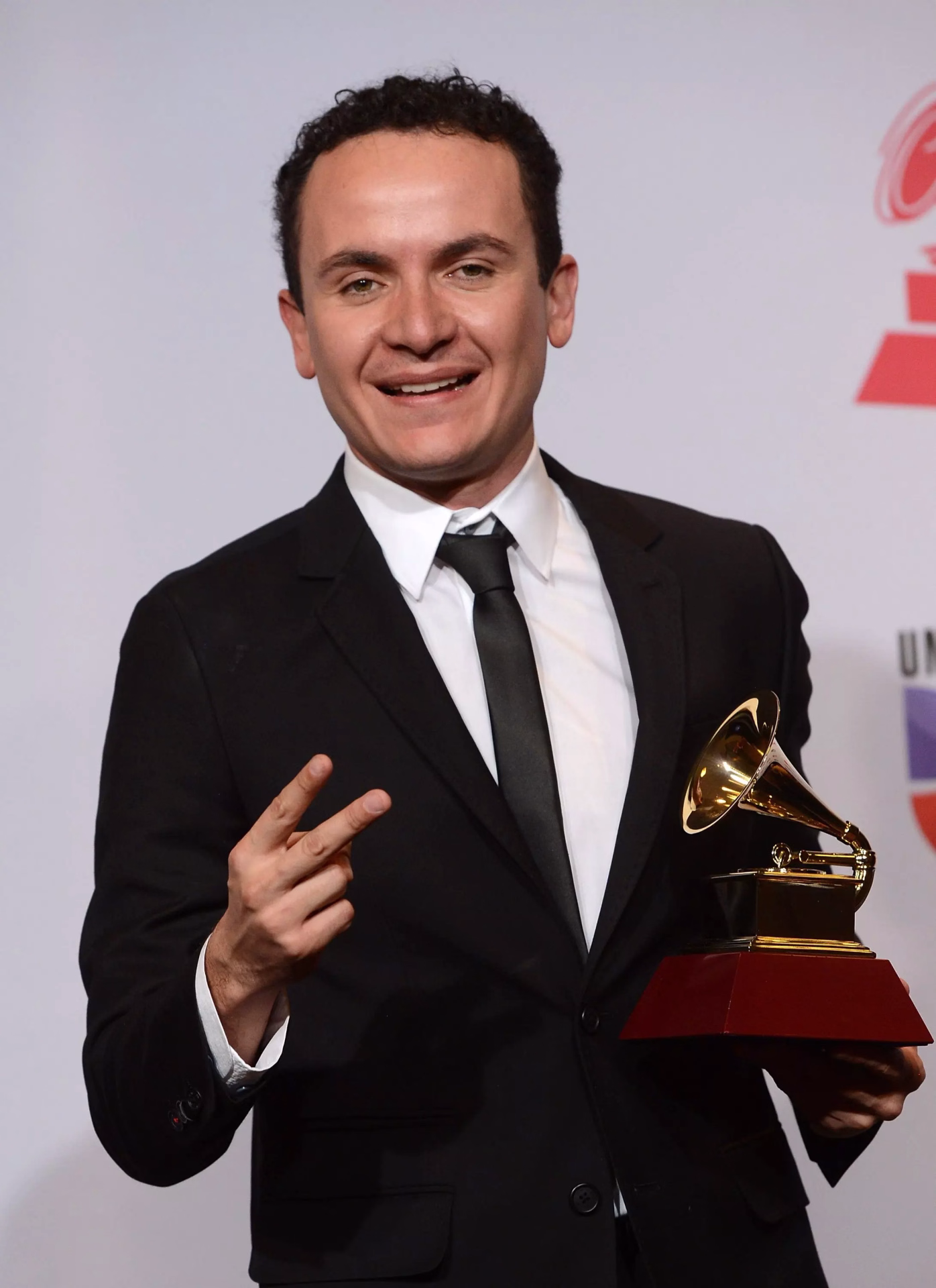 Fonseca to Perform At Latin GRAMMY®  Acoustic Sesssions In New York