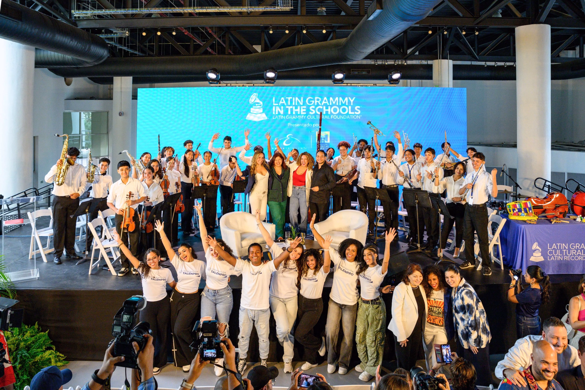 Erika Ender Joins Latin GRAMMY In The Schools™ Benefiting Panama’s Ciudad De Las Artes