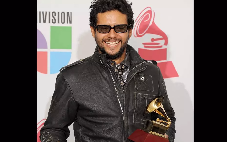 Latin GRAMMY® Acoustic Sessions en Los Angeles con Draco Rosa
