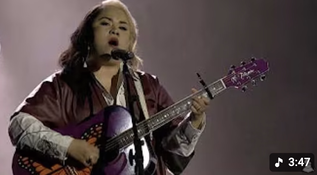 Vivir Quintana “Canción sin Miedo” y “Más Libre Que En Casa” Latin GRAMMY Premiere 2025