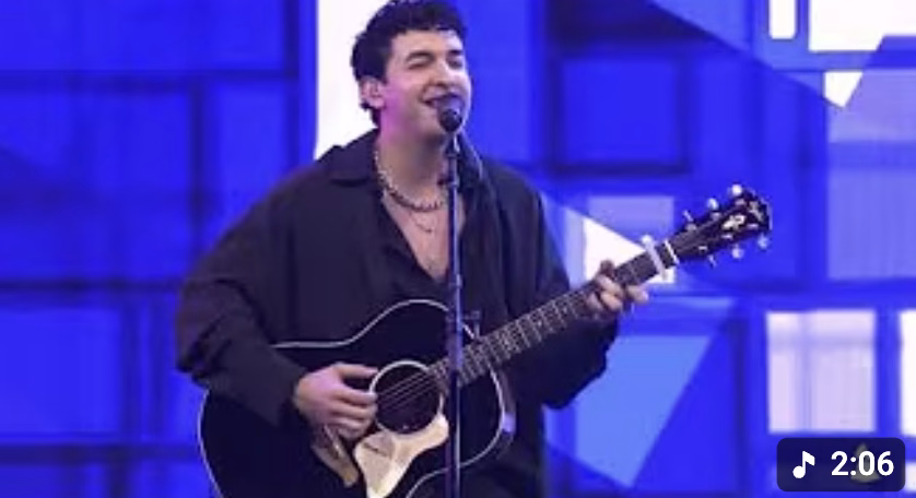 Alex Luna “Tu Cárcel” Best New Artist Showcase 2025 Latin GRAMMY